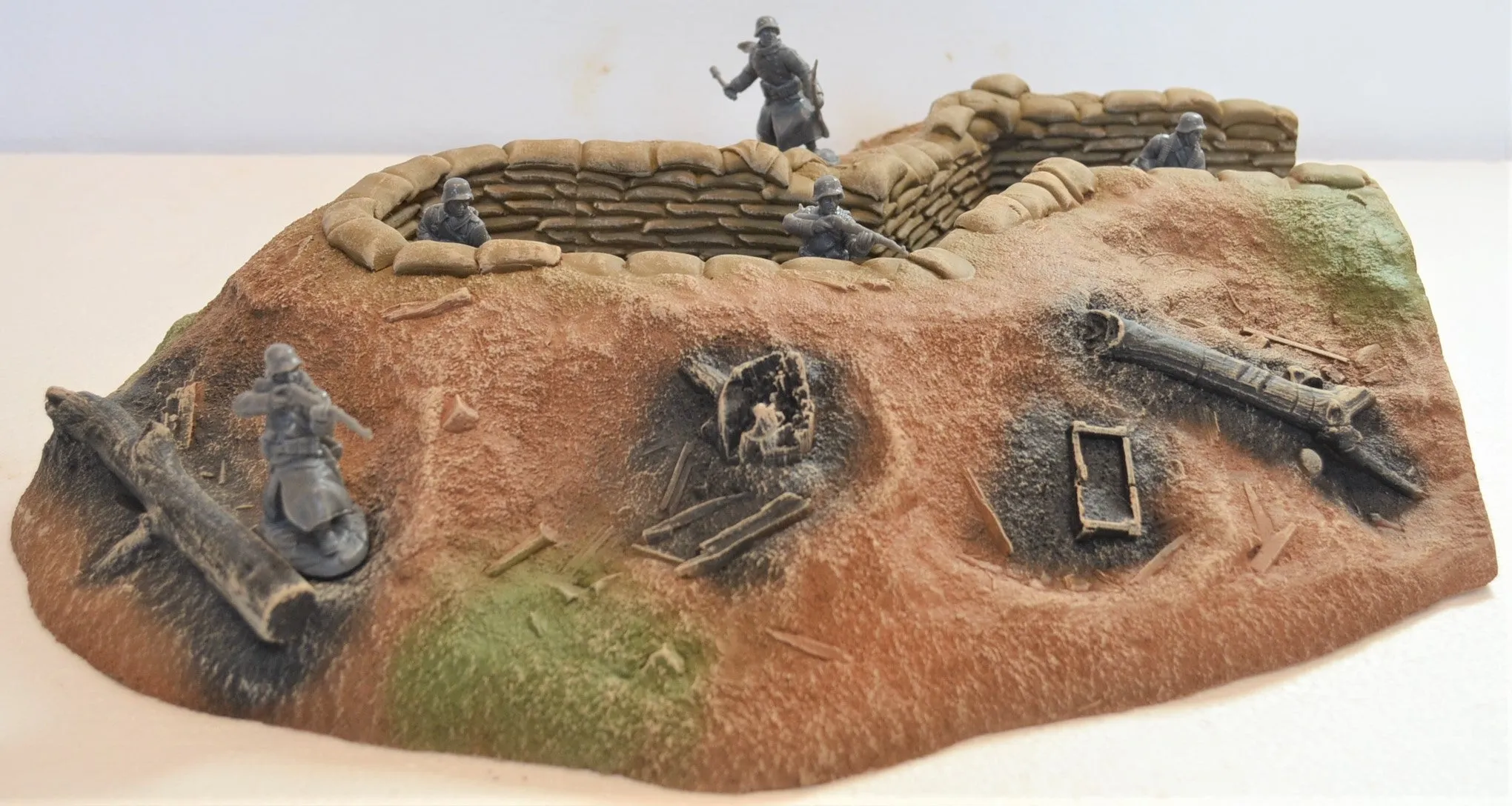Atherton Scenics Painted WWII WWI Left Side Closed Trench