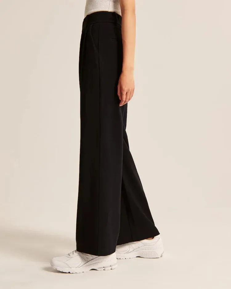 Effortless - Tailored pants with wide legs