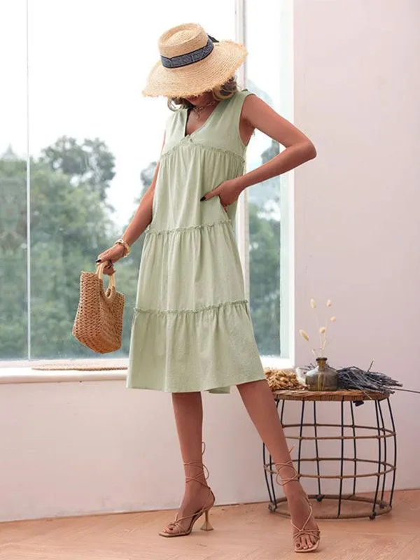 Effortlessly Elegant Sleeveless Dress: Your Versatile Wardrobe Staple