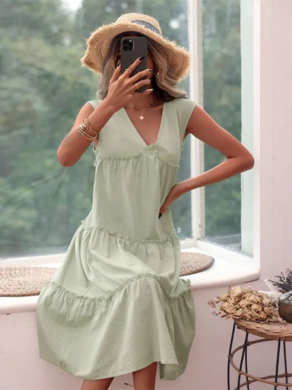 Effortlessly Elegant Sleeveless Dress: Your Versatile Wardrobe Staple