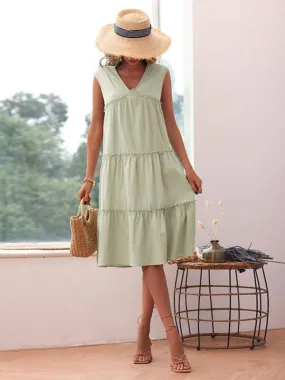Effortlessly Elegant Sleeveless Dress: Your Versatile Wardrobe Staple