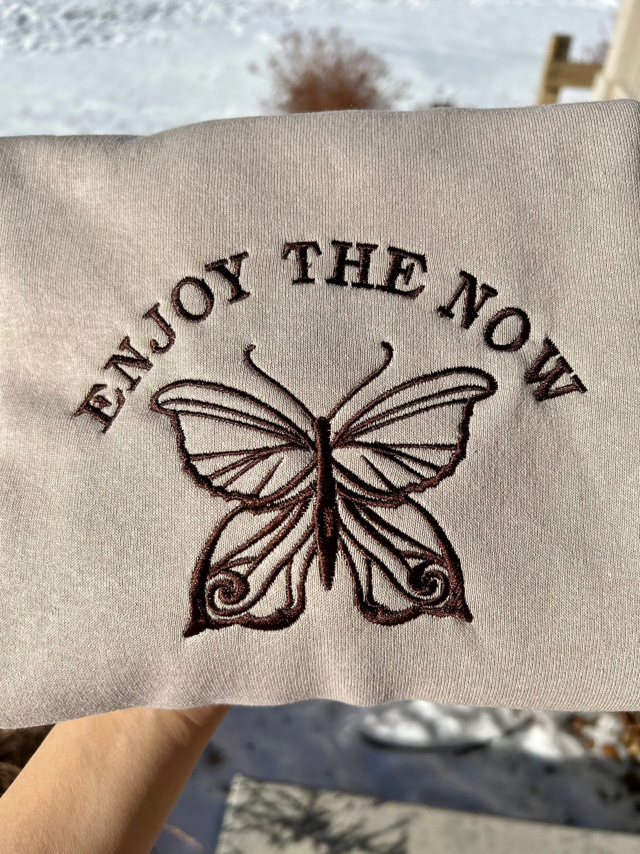 Enjoy the now Embroidered Sweatshirts