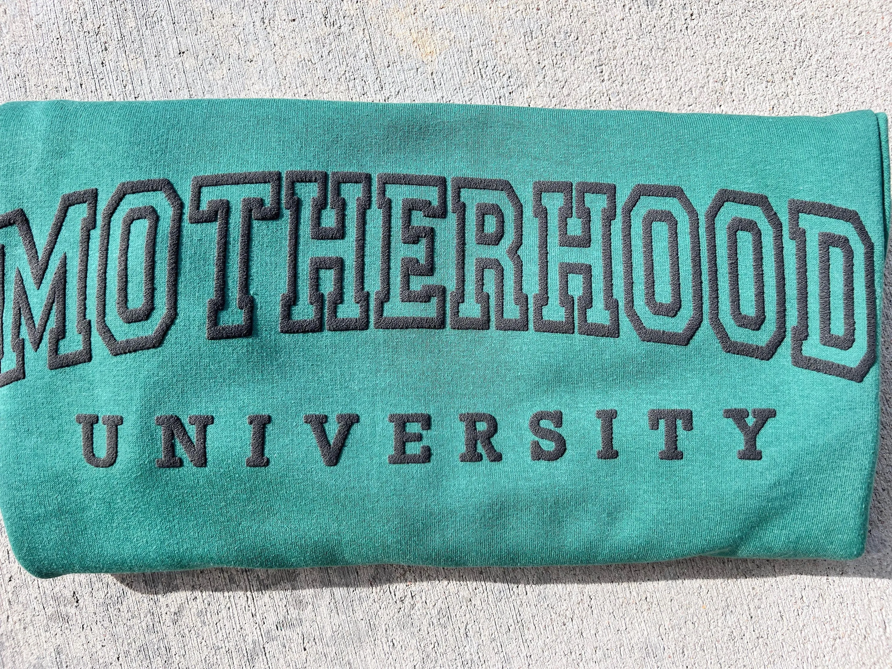 Motherhood University Unisex Sweatshirt Retro Style Mom Life Graphic Pullover Sweatshirt, Gift for Mom