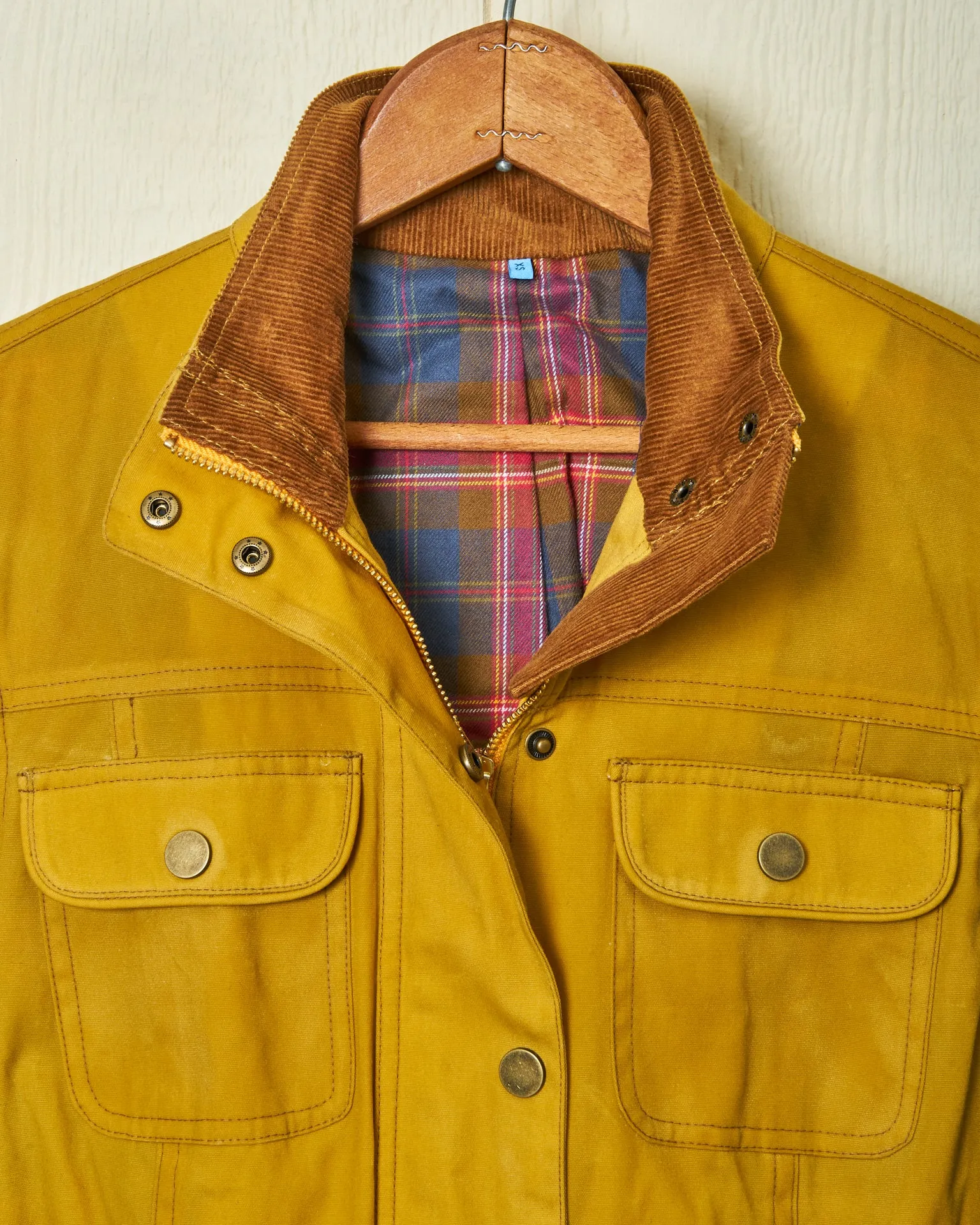 Women’s Aberdeen Jacket in Goldenrod Waxed Canvas